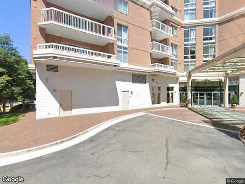 N Hampton Dr Apt 1214, Alexandria, VA 22302