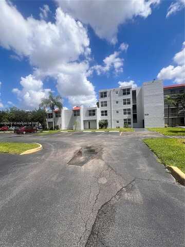 Evergreen Pl, Davie, FL 33324