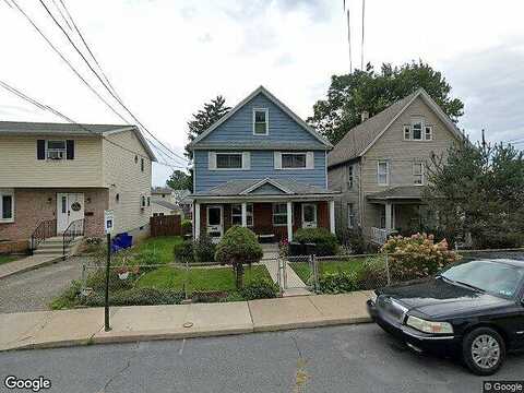 Mcdonough Ave, Scranton, PA 18508