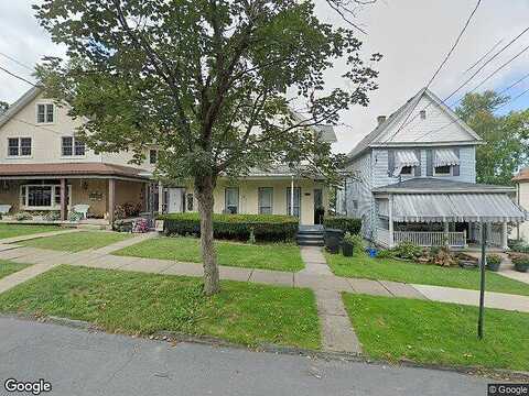 Monroe Ave, Dunmore, PA 18509