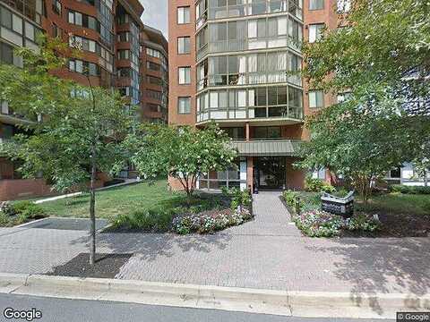 N Vermont St Apt 109, Arlington, VA 22201