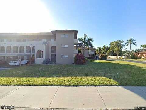 Whiskey Creek Dr Apt 203, Fort Myers, FL 33919