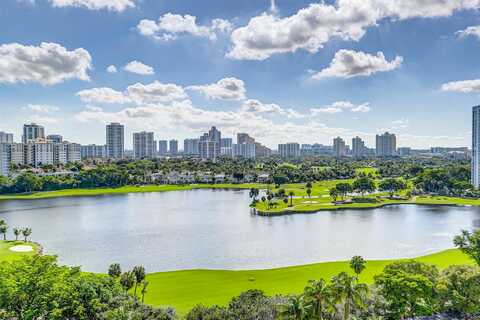 N Country Club Dr, Aventura, FL 33180