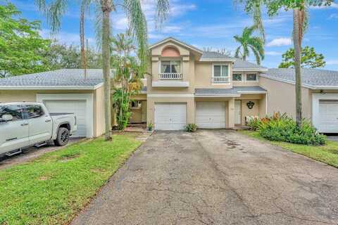 Discovery Cir, Deerfield Beach, FL 33442