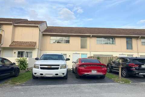 Nw 81St Ter, Plantation, FL 33324