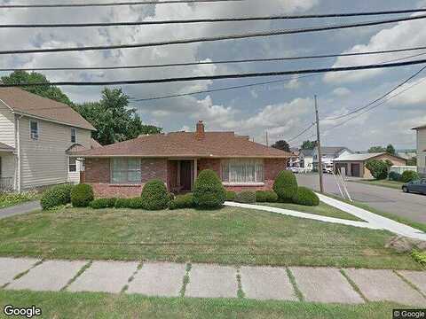 E Lacka Ave, OLYPHANT, PA 18447