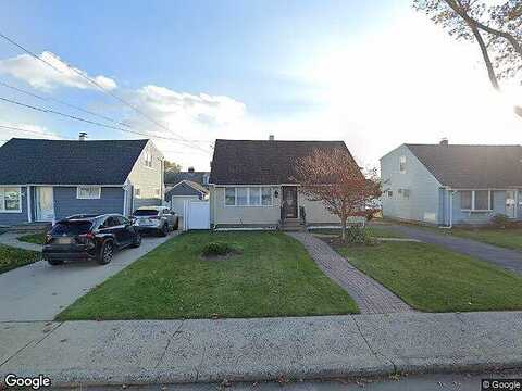 Montgomery, OCEANSIDE, NY 11572