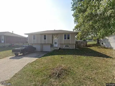 21St, OAK GROVE, MO 64075