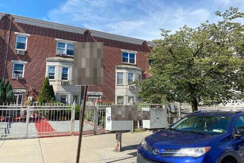 Hull, BROOKLYN, NY 11233