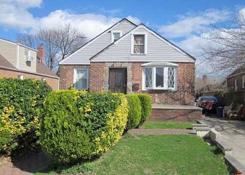 229Th, CAMBRIA HEIGHTS, NY 11411