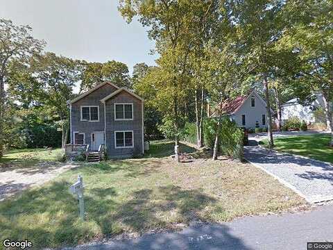 Cedar Dr, EAST HAMPTON, NY 11937