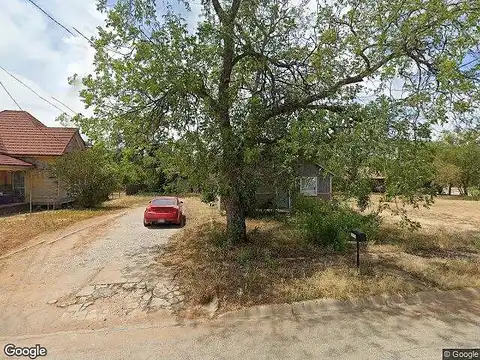 Avenue D, BROWNWOOD, TX 76801