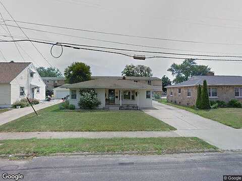 8Th, PEKIN, IL 61554