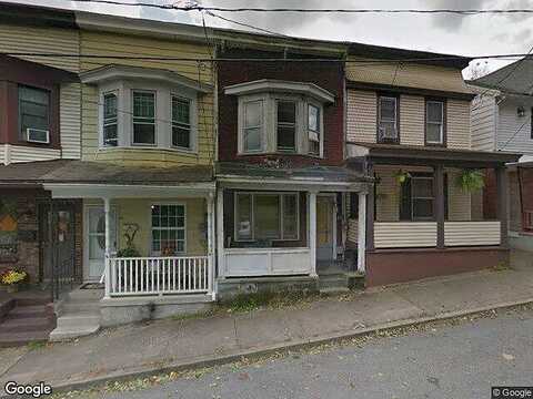 Spruce, TAMAQUA, PA 18252