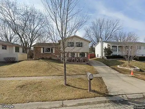 Wm Clifford Ln, ELK GROVE VILLAGE, IL 60007