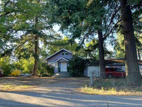 Yamhill, PORTLAND, OR 97233