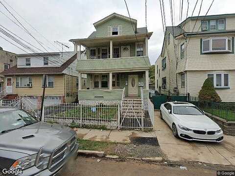 Vermont Ave, IRVINGTON, NJ 07111