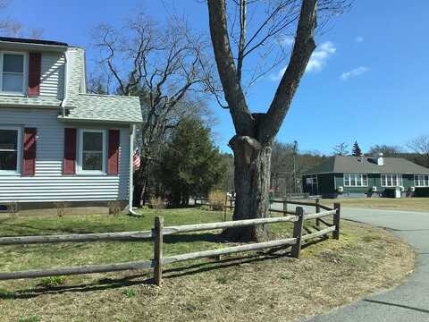 Walnut, GILL, MA 01354