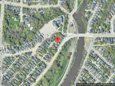 Kinzie, RACINE, WI 53405