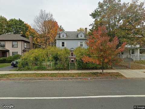 Pleasant St, HOLYOKE, MA 01040