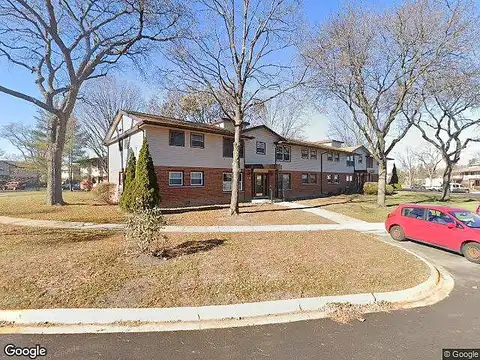 Washington Sq # 223D, ELK GROVE VILLAGE, IL 60007