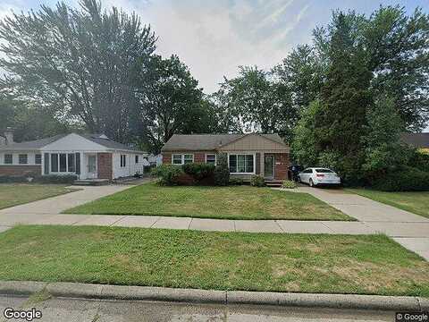 Carolina, SAINT CLAIR SHORES, MI 48080