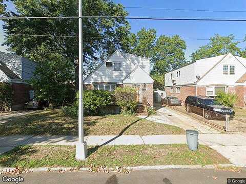 121St, CAMBRIA HEIGHTS, NY 11411