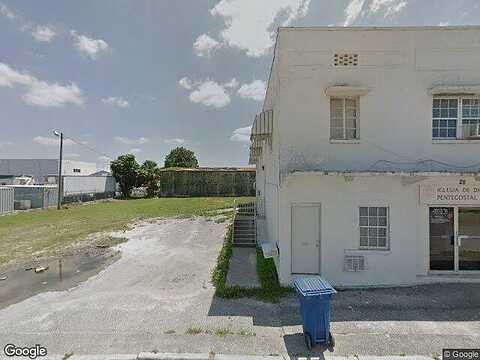 Avenue C, BELLE GLADE, FL 33430