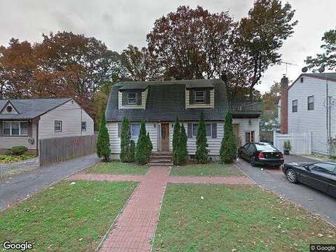 Stuyvesant, HUNTINGTON, NY 11743