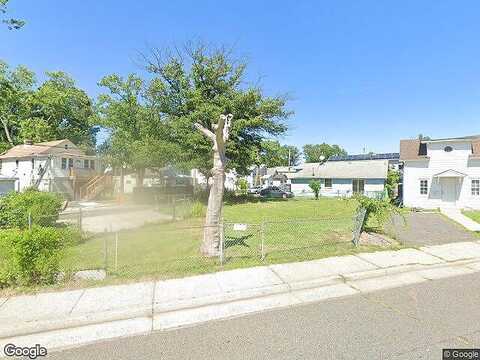 Forest Ave, KEANSBURG, NJ 07734