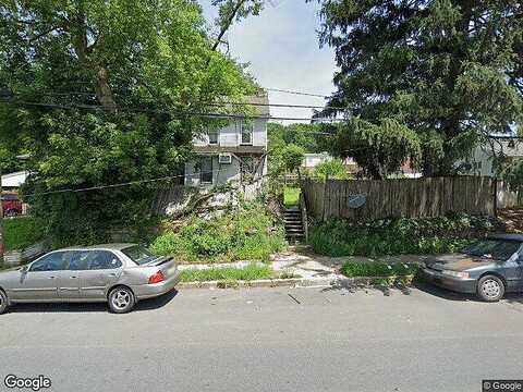 E Susquehanna St, ALLENTOWN, PA 18103