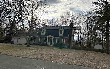 Hollow Brook, WINDSOR, CT 06095