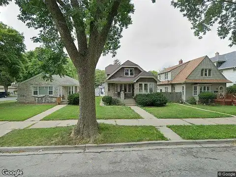 40Th, MILWAUKEE, WI 53216