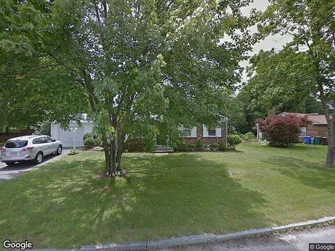 Bayberry, WOONSOCKET, RI 02895