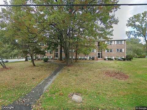 Farrwood, NORTH ANDOVER, MA 01845