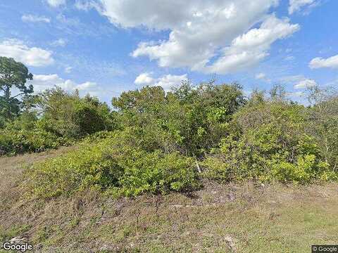 6Th, LEHIGH ACRES, FL 33971