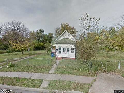 27Th, EAST SAINT LOUIS, IL 62205