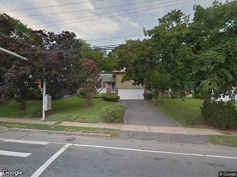 Brookside, ROOSEVELT, NY 11575