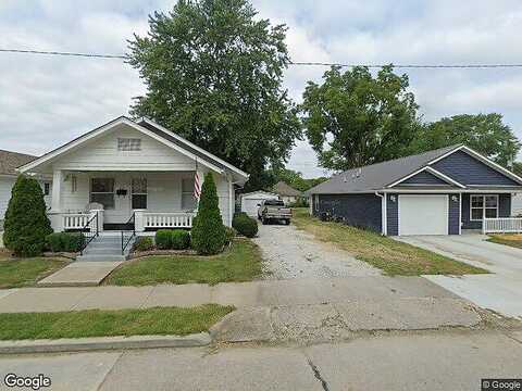 Cleveland Ave, MOBERLY, MO 65270