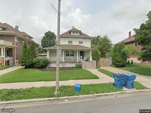 5Th, MAYWOOD, IL 60153