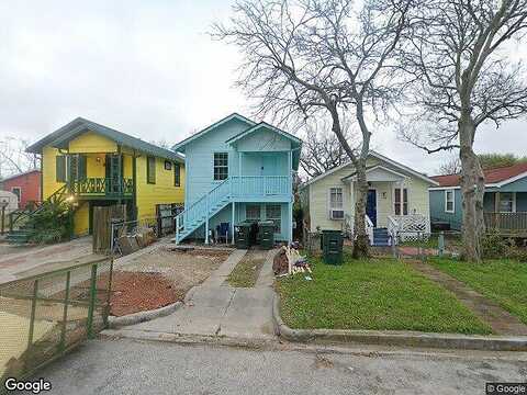 Avenue R 1/2, GALVESTON, TX 77551