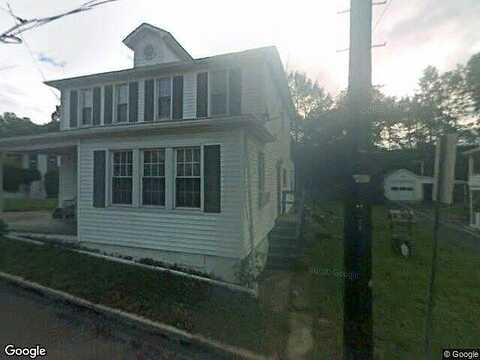 High, Hanover, PA 18706