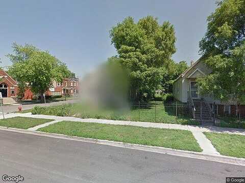 65Th, CHICAGO, IL 60637