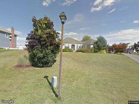 Westfort, MERIDEN, CT 06451