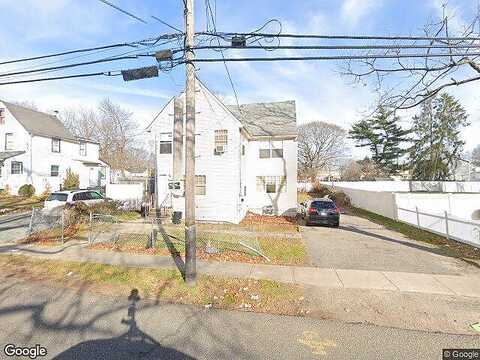 Smith St, AMITYVILLE, NY 11701