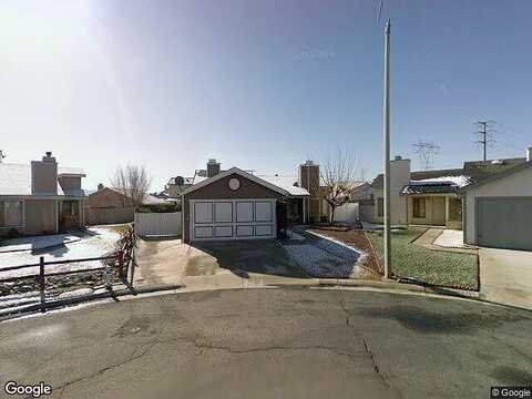 Aspenwood, HESPERIA, CA 92344