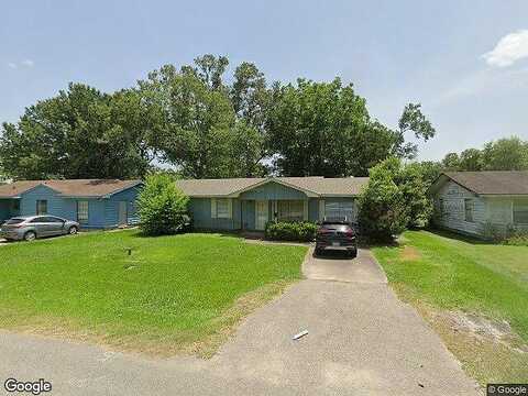 Mclean, BEAUMONT, TX 77707