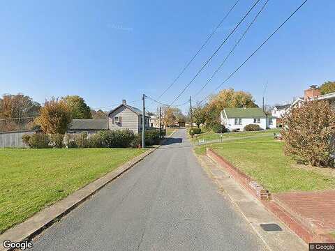 Bank St, MOUNT JACKSON, VA 22842