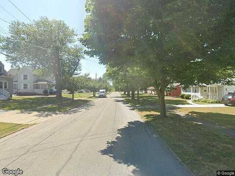 Mcgurk Ave, HAMBURG, NY 14075