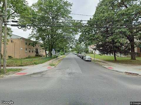 Monmouth Ave, LAKEWOOD, NJ 08701